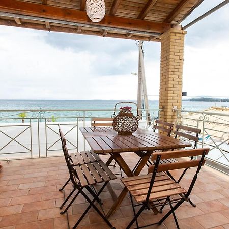 Seaview Stone Apartment In Ipsos Beach Exteriér fotografie